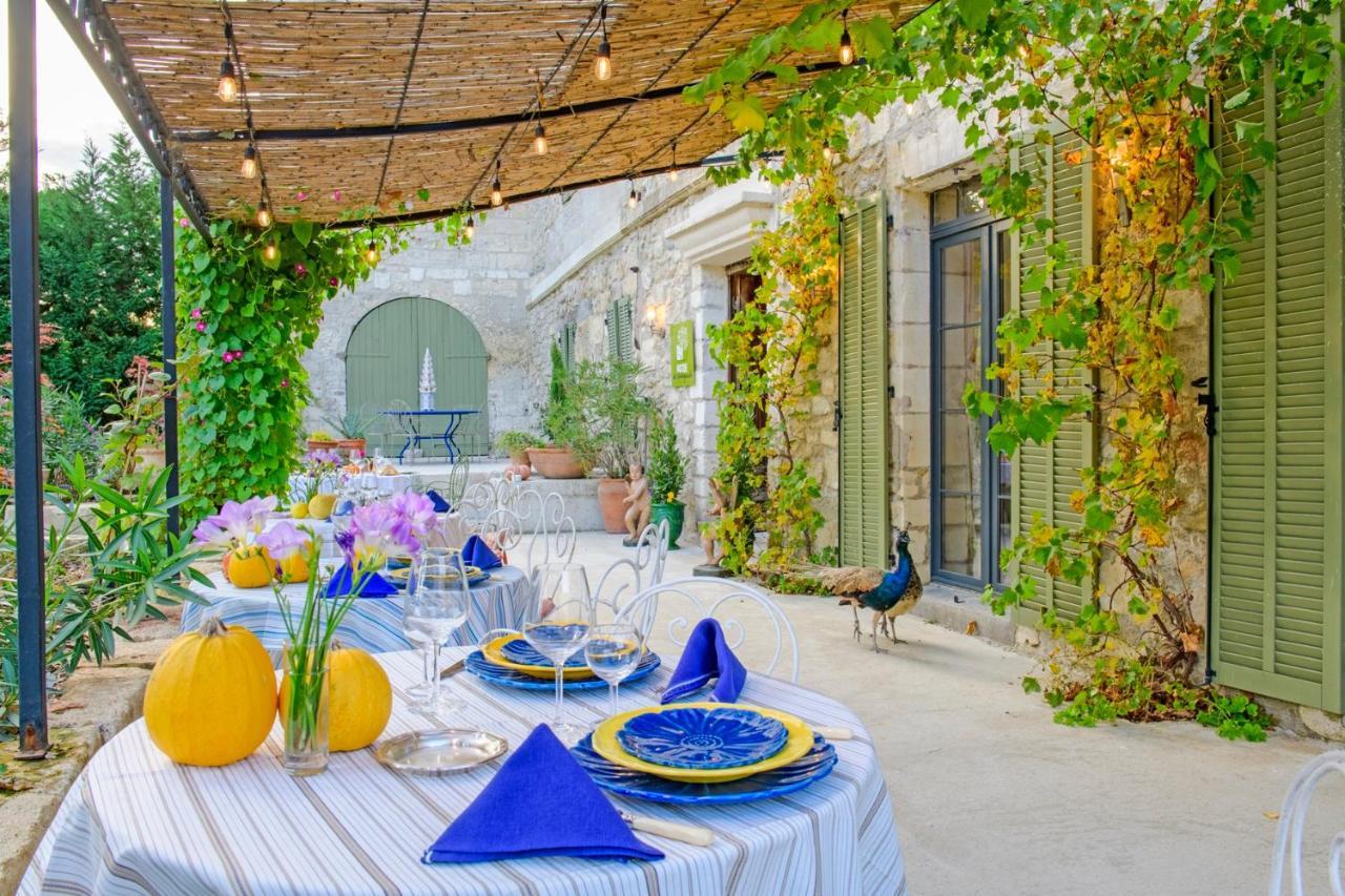 Bastide De Bellegarde Bed and Breakfast Αβινιόν Εξωτερικό φωτογραφία