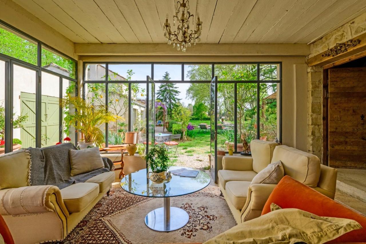 Bastide De Bellegarde Bed and Breakfast Αβινιόν Εξωτερικό φωτογραφία