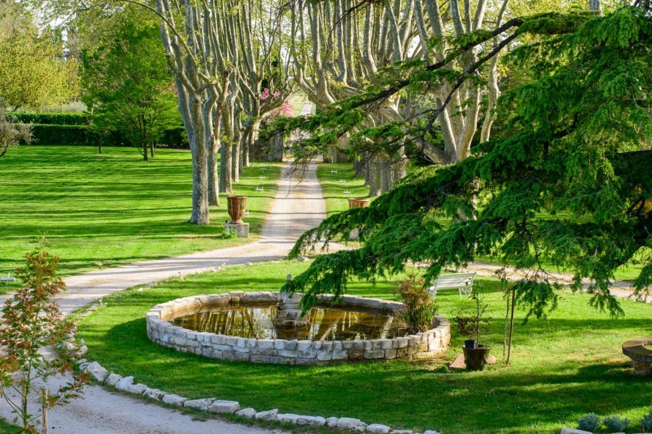 Bastide De Bellegarde Bed and Breakfast Αβινιόν Εξωτερικό φωτογραφία