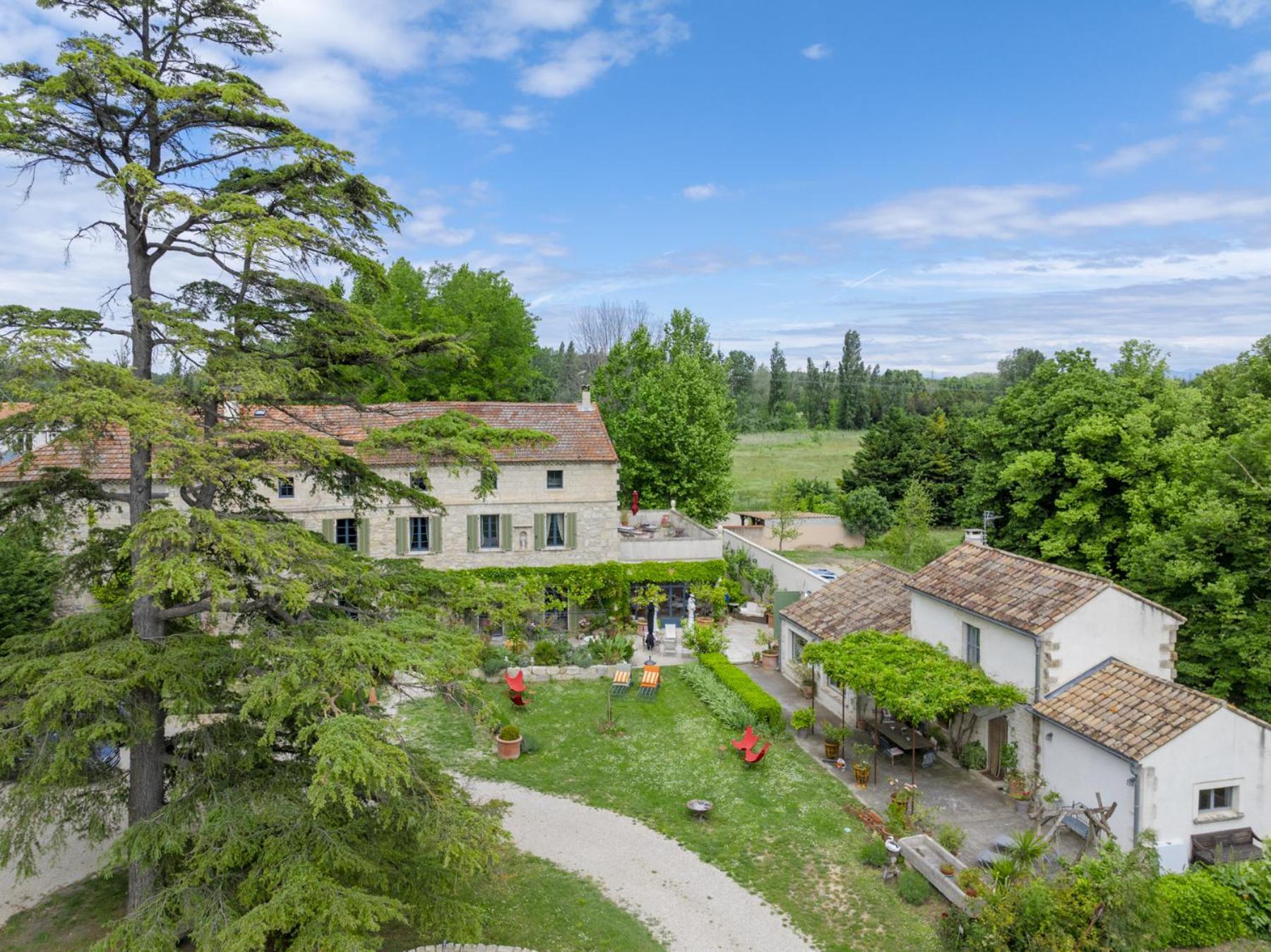 Bastide De Bellegarde Bed and Breakfast Αβινιόν Εξωτερικό φωτογραφία